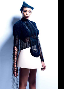Immagine HAIRFASHION SACO CREATIVE TEAM LED BY RICHARD ASHFORTH A601-05.jpg