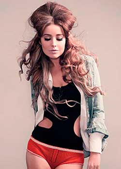 Immagine HAIRFASHION TEAM BOB JANSEN HAAR EN MAKE-UP A747-11.jpg