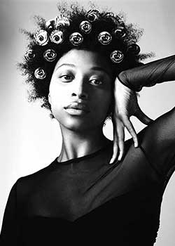 Immagine HAIRFASHION MARK HAYES, SASSOON INTERNATIONAL CREATIVE DIRECTOR B445-04.jpg