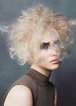 Immagine HAIRFASHION The International Creative Team led - Mark Hayes - Sassoon Academy B572-07.jpg