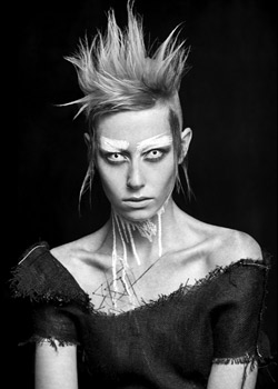 Immagine HAIRFASHION KOBI BOKSHISH, INTERSHAPE HAIRSTYLISTS B779-02.jpg