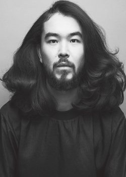 Immagine HAIRFASHION Denis Robinson & Richard Tucker  B825-08.jpg