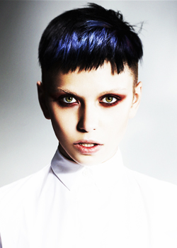 Immagine HAIRFASHION Gareth West B891-04.jpg