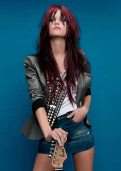 Immagine HAIRFASHION BEST CLUB EDUCATION Best_Club_collezione_pe_2011_3.jpg