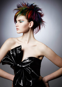 Immagine HAIRFASHION VIVIENNE MACKINDER C/C200-03.jpg