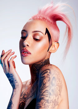 Immagine HAIRFASHION HEATHER NELSON - NELSON HAIRDRESSING C/C324-03.jpg