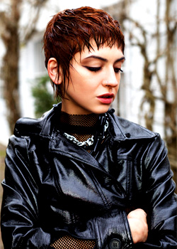 Immagine HAIRFASHION Fabia Bruce, Chloe Hunter, Hannah McGrath, Misha McLean, Joe Maughan, Keely Passmore - Young Artistic Team C/C505-01.jpg