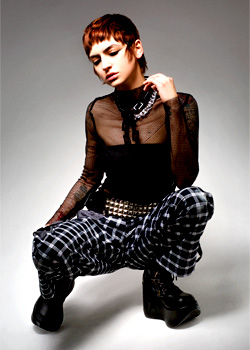 Immagine HAIRFASHION Fabia Bruce, Chloe Hunter, Hannah McGrath, Misha McLean, Joe Maughan, Keely Passmore - Young Artistic Team C/C505-07.jpg