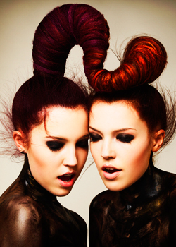 Immagine HAIRFASHION ALEXANDER TURNBULL C19-09.jpg