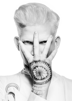 Immagine HAIRFASHION Bernat Sayol - Salones Carlos Valiente C41-02.jpg