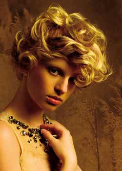 Immagine HAIRFASHION CLASS SALON EDUCATION STYLE ClassSalonEducationStyle-2011-150-01.jpg