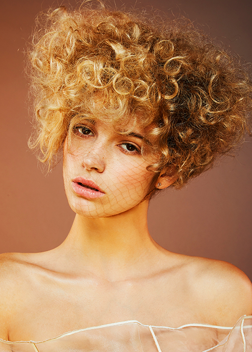 Immagine HAIRFASHION Ann Marie Young D/Ann-Marie-Young-2022-A507-06.jpg