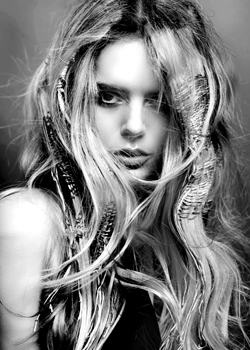 Immagine HAIRFASHION Desmond Murray - UK D/Desmond-Murray_2021_C983_06.jpg