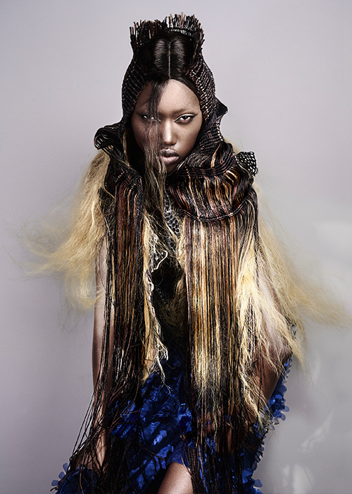 Immagine HAIRFASHION Efi Davies D/Efi-Davies_2025_B131_04.jpg