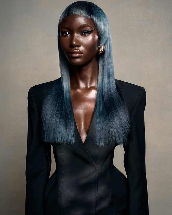 Immagine HAIRFASHION Efi Davies D/Efi-Davies_2026_B246_01.jpg