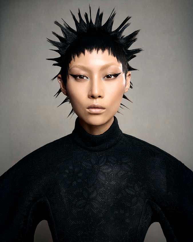 Immagine HAIRFASHION Efi Davies D/Efi-Davies_2026_B246_02.jpg