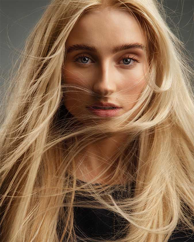 Immagine HAIRFASHION Tracey Ann Smith D/IGNITE_COLLECTION_2026_F341_04.jpg