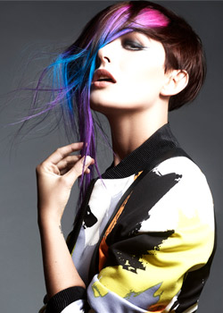 Immagine HAIRFASHION Thomas Hills D/Thomas-Hills_2021_A52_08.jpg