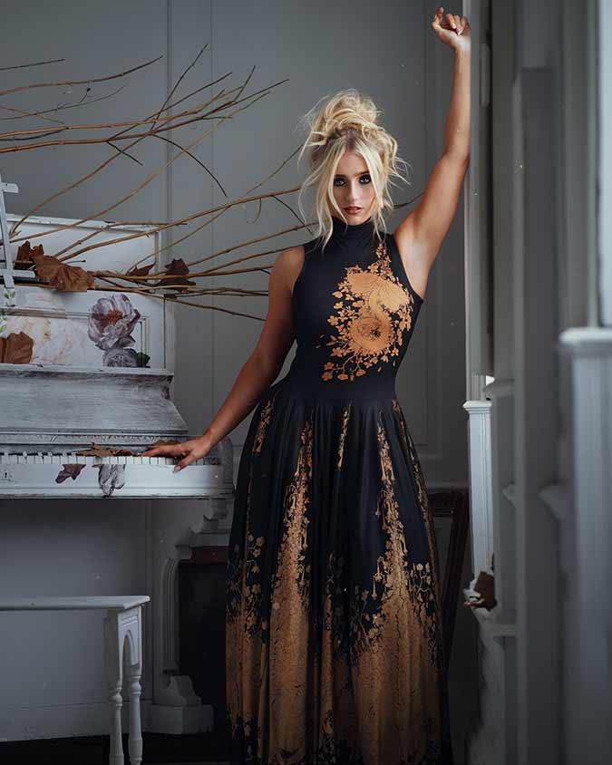 Immagine HAIRFASHION Tracey Ann Smith D/Tracey-Ann-Smith_2026_B254_01.jpg