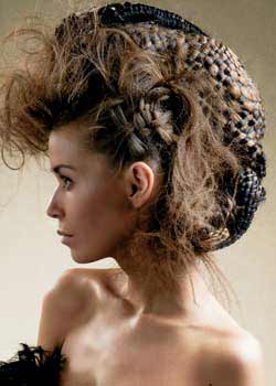 Immagine HAIRFASHION LUIGI NERI - PIERLUIGI FABBRI - SIMONE PEDERIVA - ELISA SALEMME LuigiNeri-PierluigiFabbri-SimonePederiva-ElisaSalemme-Ultranatural-Toxic-Original-Virtual-Shaped-843-02.jpg